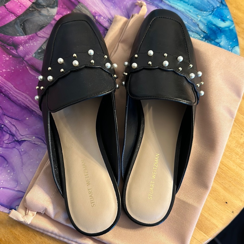 Stuart Weitzman Size 8 Black Pearl Loafers / Flats
